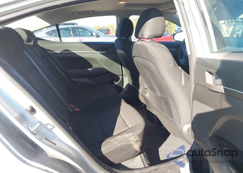 2017 Hyundai Elantra Value Edition из США, поврежденный, VIN 5NPD84LF5HH211873